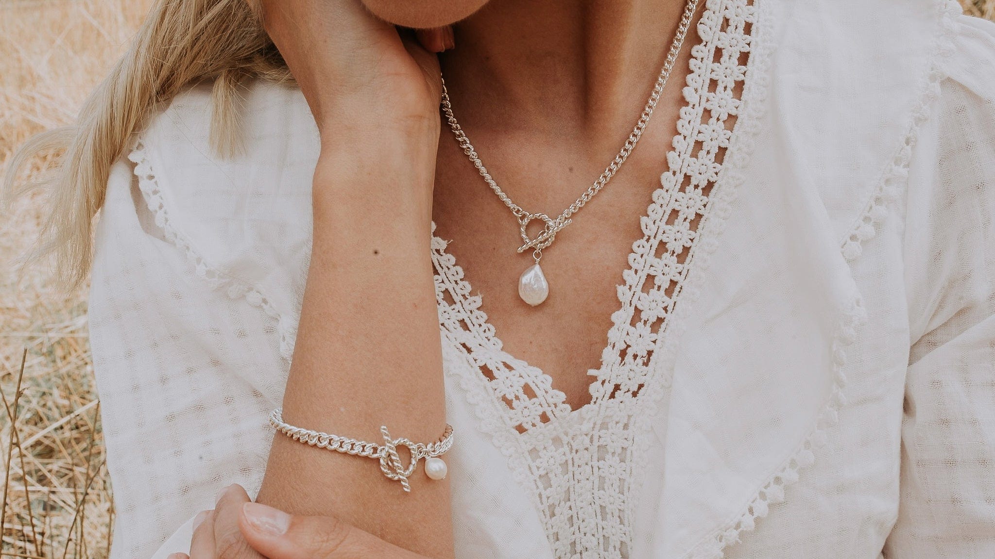 Elegant, handmade, freshwater pearl jewellery