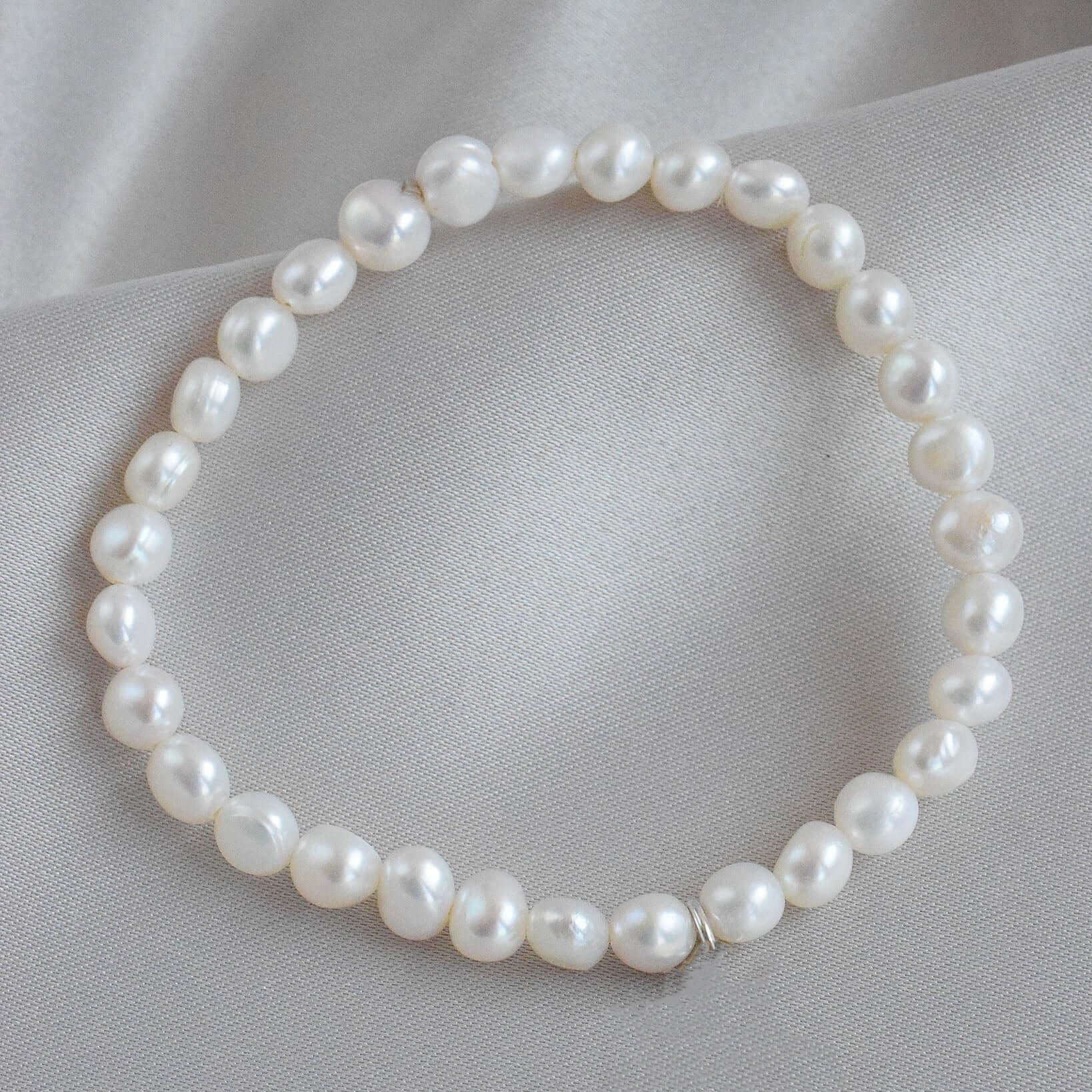 The Silver Stable- Handcrafted British Jewellery Stretch Pearl Bracelet Bracelets